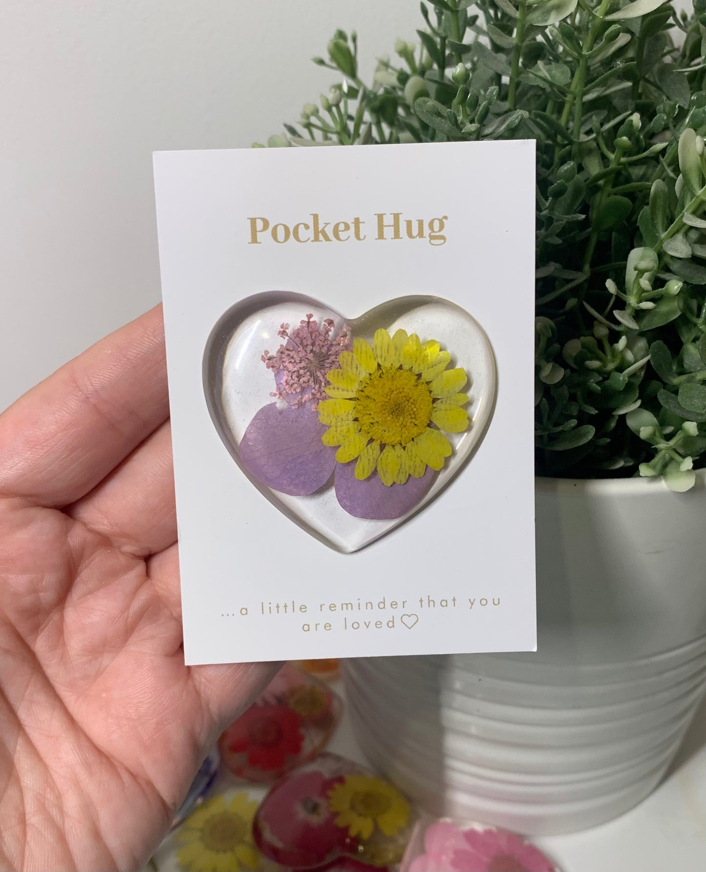 Pocket Hug / Heart (Real Flowers with a Range of Colours Available)